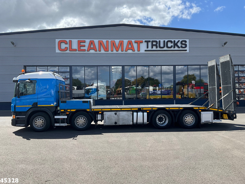 Scania P 410 8x2 Euro 6 Retarder Autotransporter met hydraulische oprijrampen - Autotransporter truck: picture 2 Scania P 410 8x2 Euro 6 Retarder Autotransporter met hydraulische oprijrampen - Autotransporter truck: picture 2