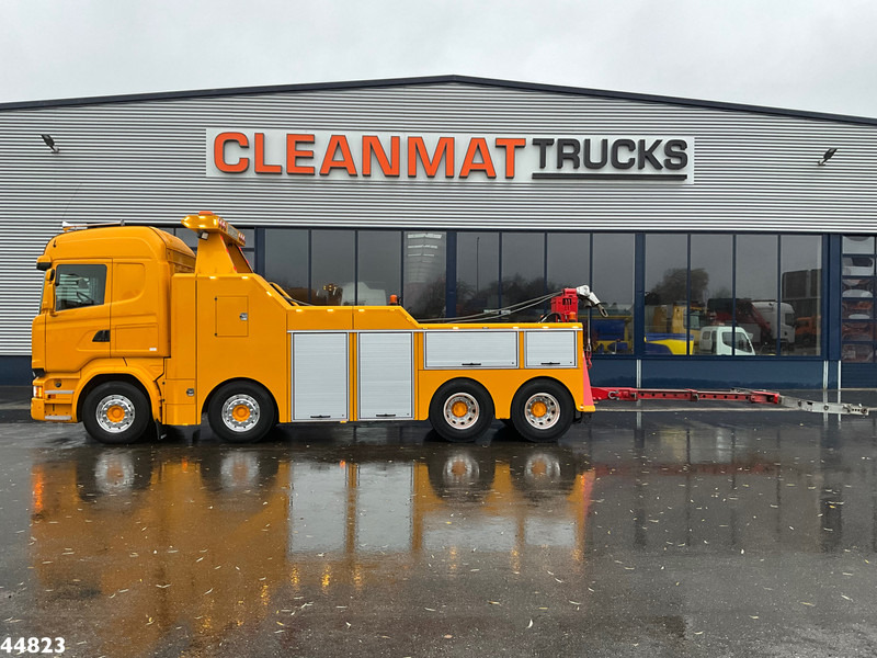 Scania R730 V8 8x4 Euro 6 Retarder Recovery truck Just 17.951 km! - Tow truck: picture 4 Scania R730 V8 8x4 Euro 6 Retarder Recovery truck Just 17.951 km! - Tow truck: picture 4