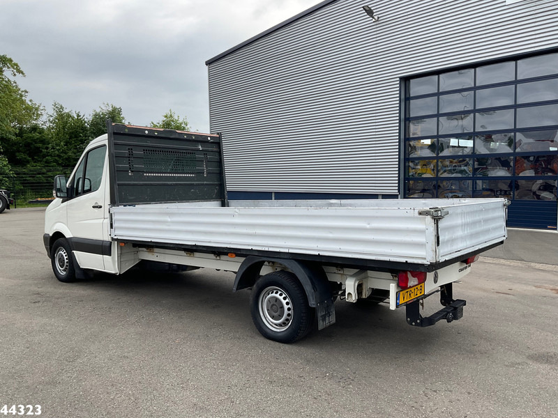 Volkswagen Crafter 35 2.5 TDI - Dropside/ Flatbed truck: picture 2 Volkswagen Crafter 35 2.5 TDI - Dropside/ Flatbed truck: picture 2