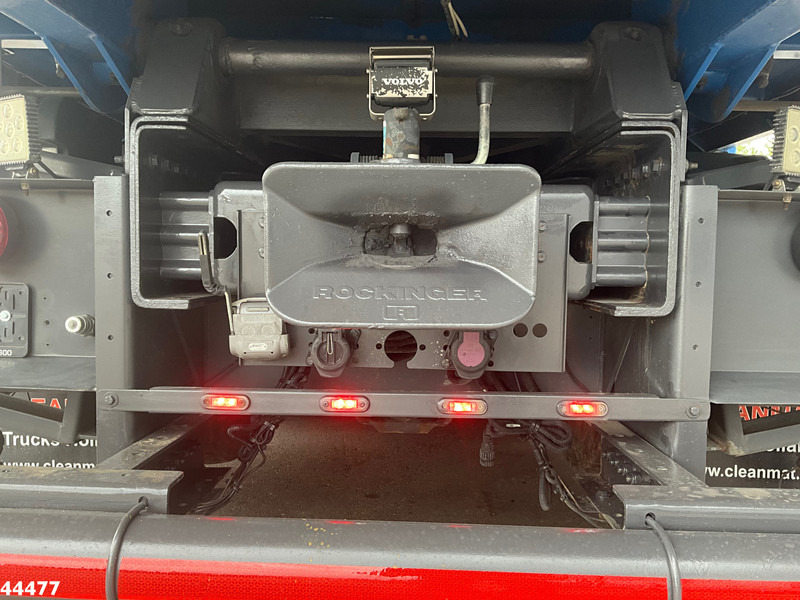 Crane truck Volvo FMX 540 8x4 Euro 6 Fassi 36 Tonmeter laadkraan: picture 11