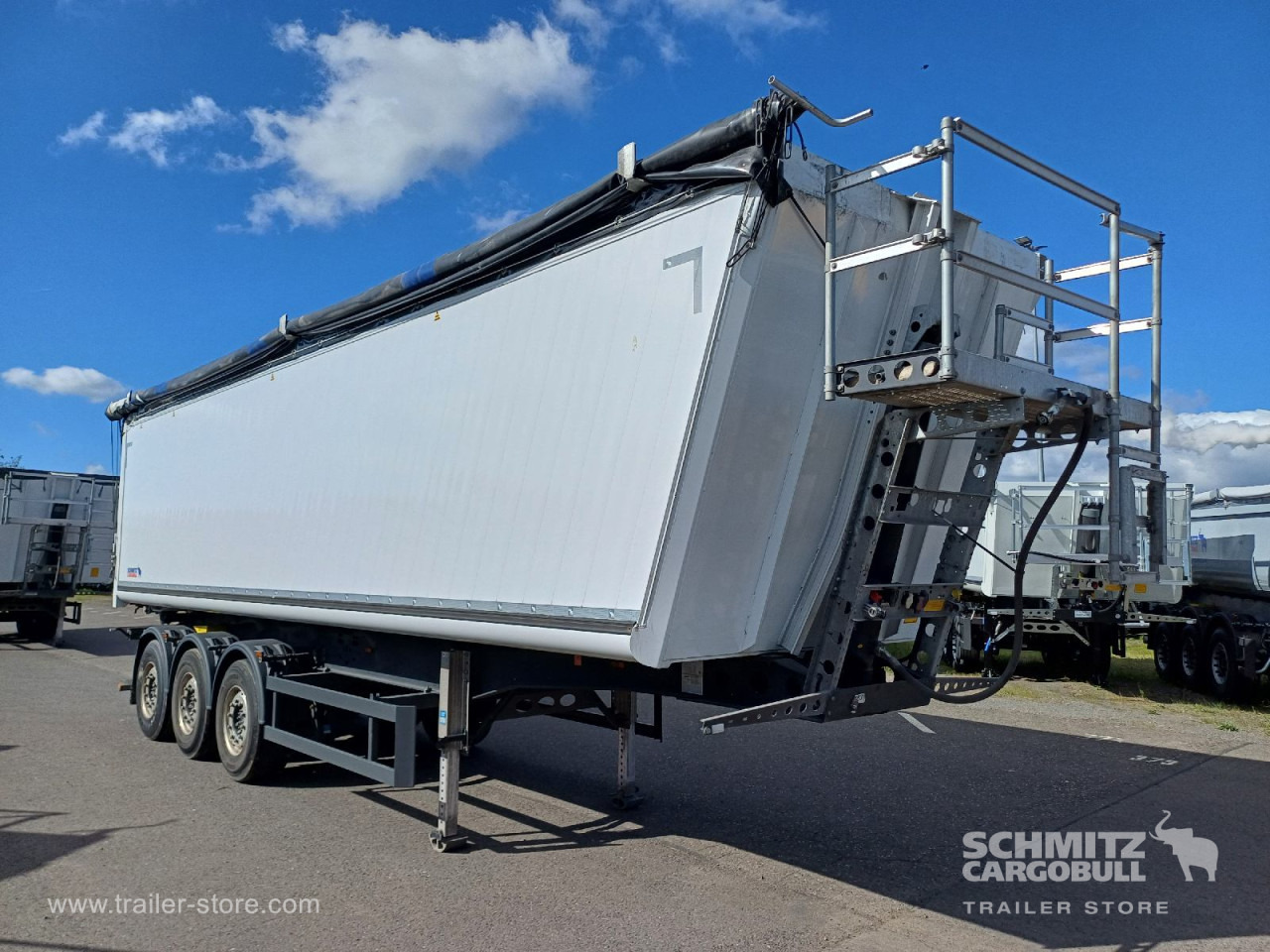 SCHMITZ Auflieger Kipper Alukastenmulde 52m³ - Tipper semi-trailer: picture 1 SCHMITZ Auflieger Kipper Alukastenmulde 52m³ - Tipper semi-trailer: picture 1