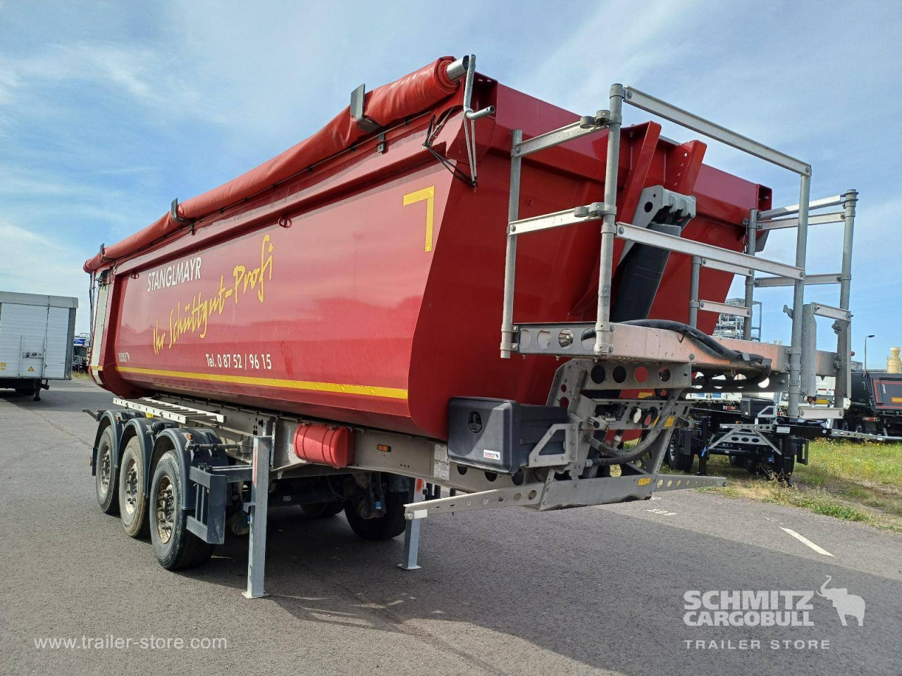 SCHMITZ Auflieger Kipper Stahlrundmulde 28m³ - Tipper semi-trailer: picture 1 SCHMITZ Auflieger Kipper Stahlrundmulde 28m³ - Tipper semi-trailer: picture 1