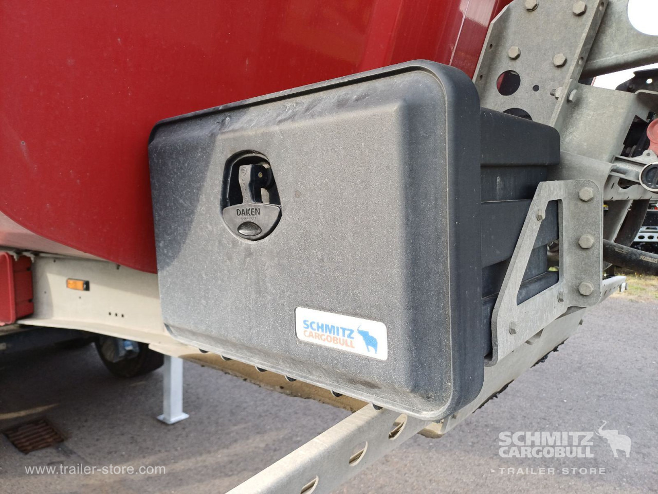 SCHMITZ Auflieger Kipper Stahlrundmulde 28m³ - Tipper semi-trailer: picture 5 SCHMITZ Auflieger Kipper Stahlrundmulde 28m³ - Tipper semi-trailer: picture 5