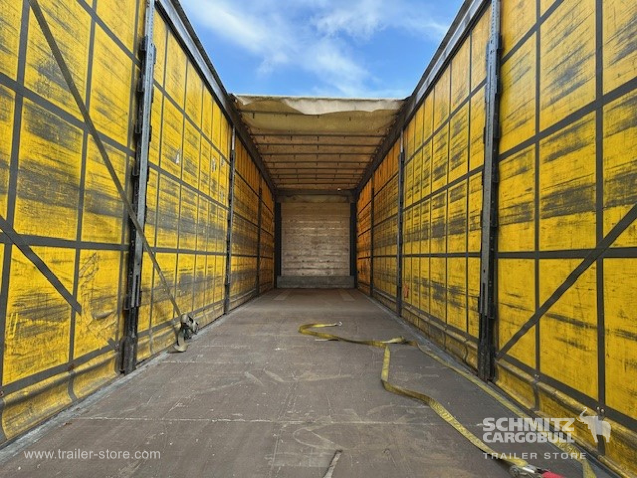 SCHMITZ Curtainsider Standard - Curtainsider semi-trailer: picture 3 SCHMITZ Curtainsider Standard - Curtainsider semi-trailer: picture 3