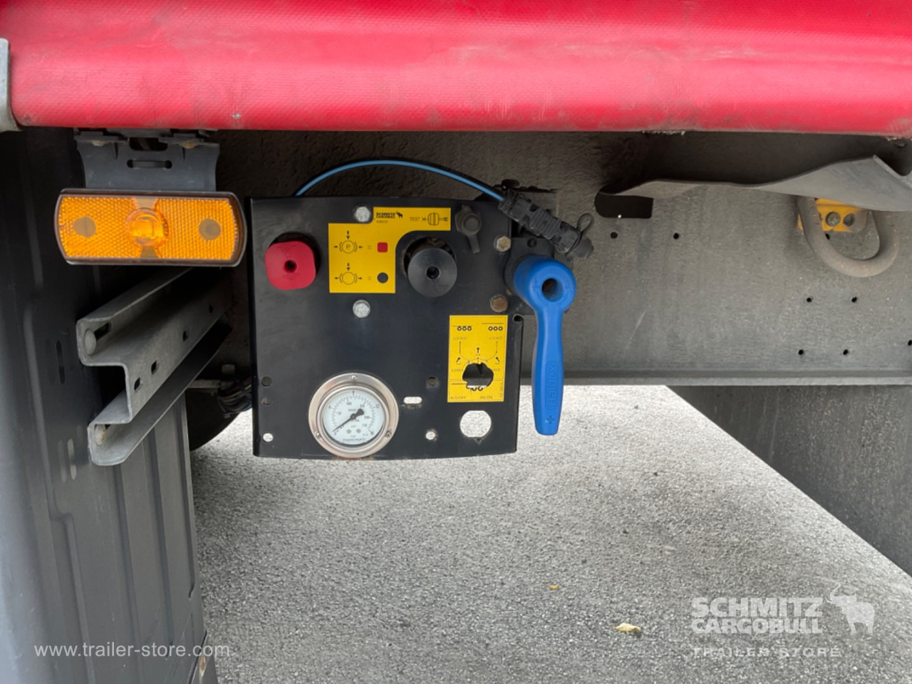 SCHMITZ Curtainsider Standard - Curtainsider semi-trailer: picture 5 SCHMITZ Curtainsider Standard - Curtainsider semi-trailer: picture 5