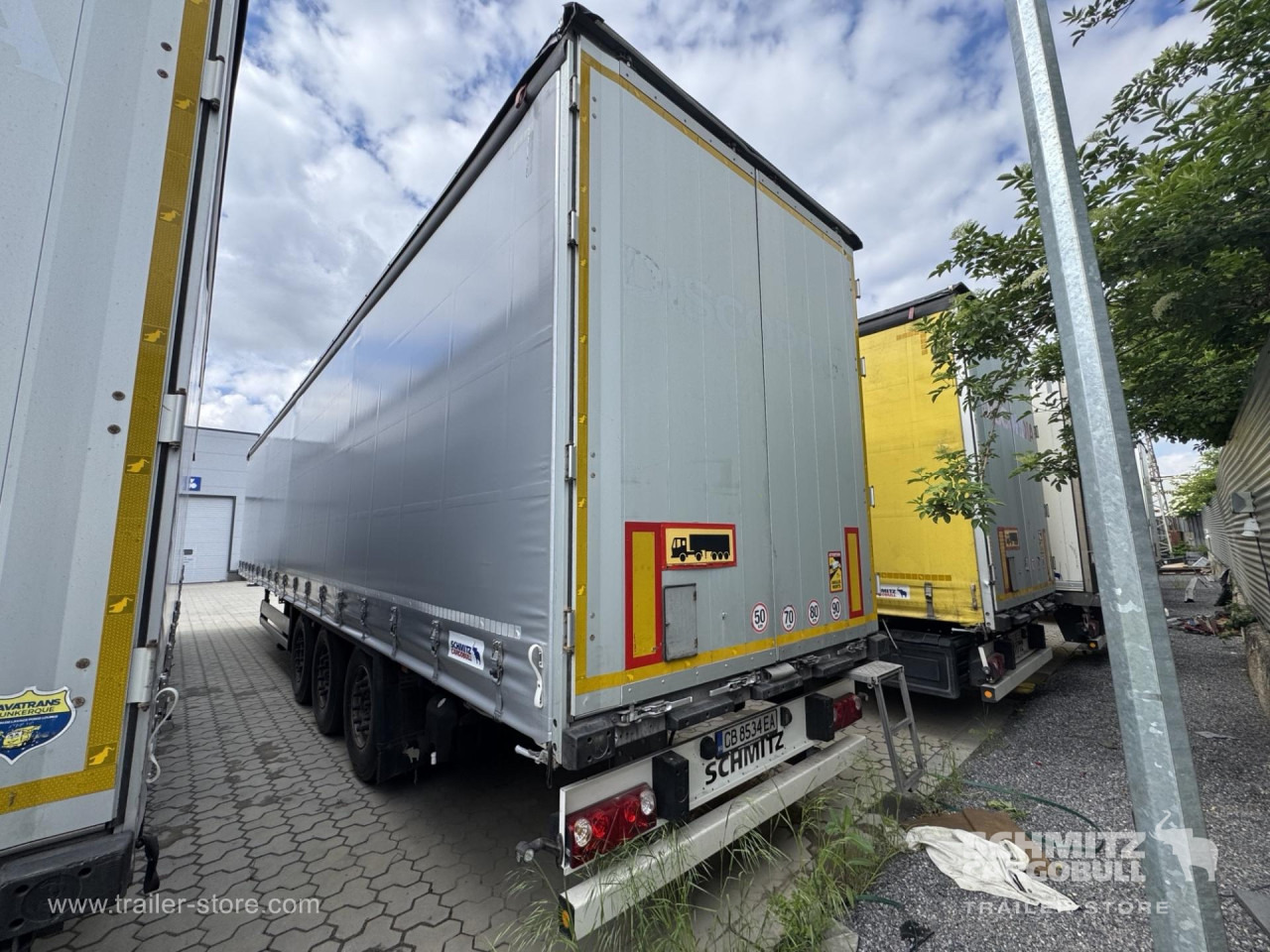 SCHMITZ Curtainsider Standard - Curtainsider semi-trailer: picture 5 SCHMITZ Curtainsider Standard - Curtainsider semi-trailer: picture 5