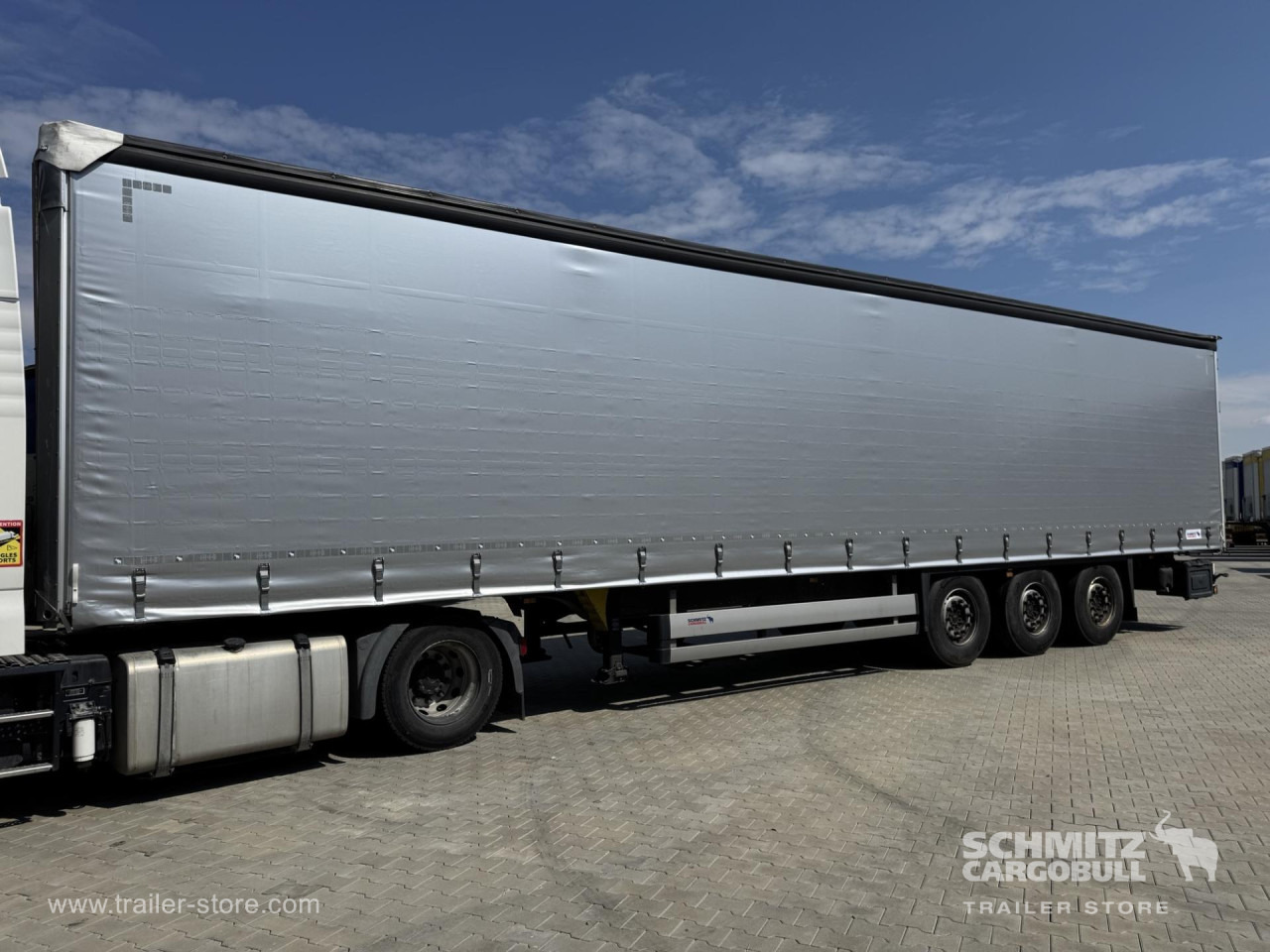 SCHMITZ Curtainsider Standard - Curtainsider semi-trailer: picture 1 SCHMITZ Curtainsider Standard - Curtainsider semi-trailer: picture 1