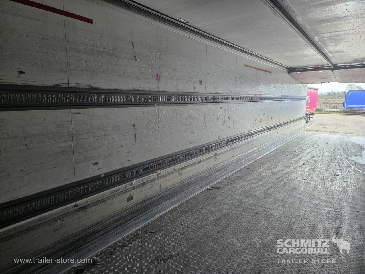 SCHMITZ Reefer Multitemp - Isothermal semi-trailer: picture 3 SCHMITZ Reefer Multitemp - Isothermal semi-trailer: picture 3