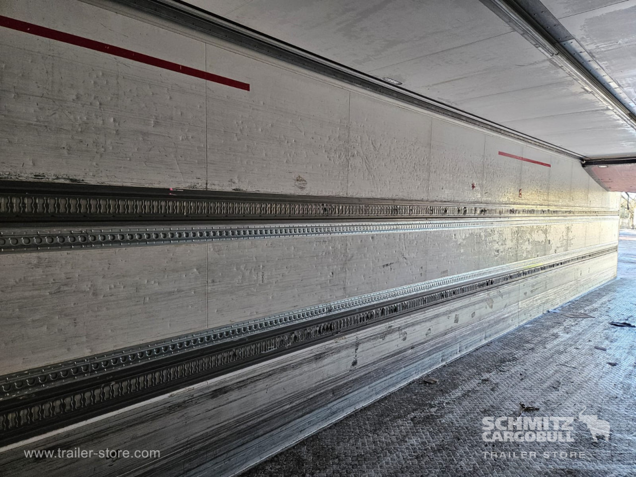 SCHMITZ Reefer Multitemp - Isothermal semi-trailer: picture 4 SCHMITZ Reefer Multitemp - Isothermal semi-trailer: picture 4