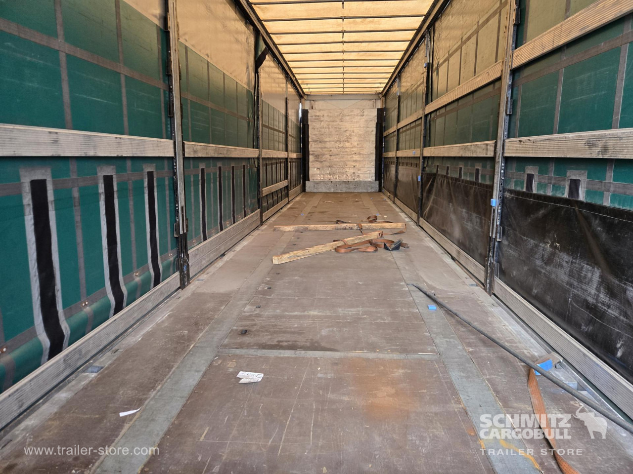 SCHMITZ Curtainsider Mega - Curtainsider semi-trailer: picture 2 SCHMITZ Curtainsider Mega - Curtainsider semi-trailer: picture 2
