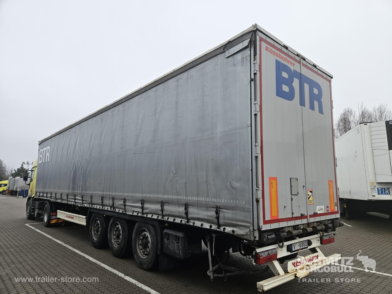KAESSBOHRER Curtainsider Standard - Curtainsider semi-trailer: picture 2 KAESSBOHRER Curtainsider Standard - Curtainsider semi-trailer: picture 2