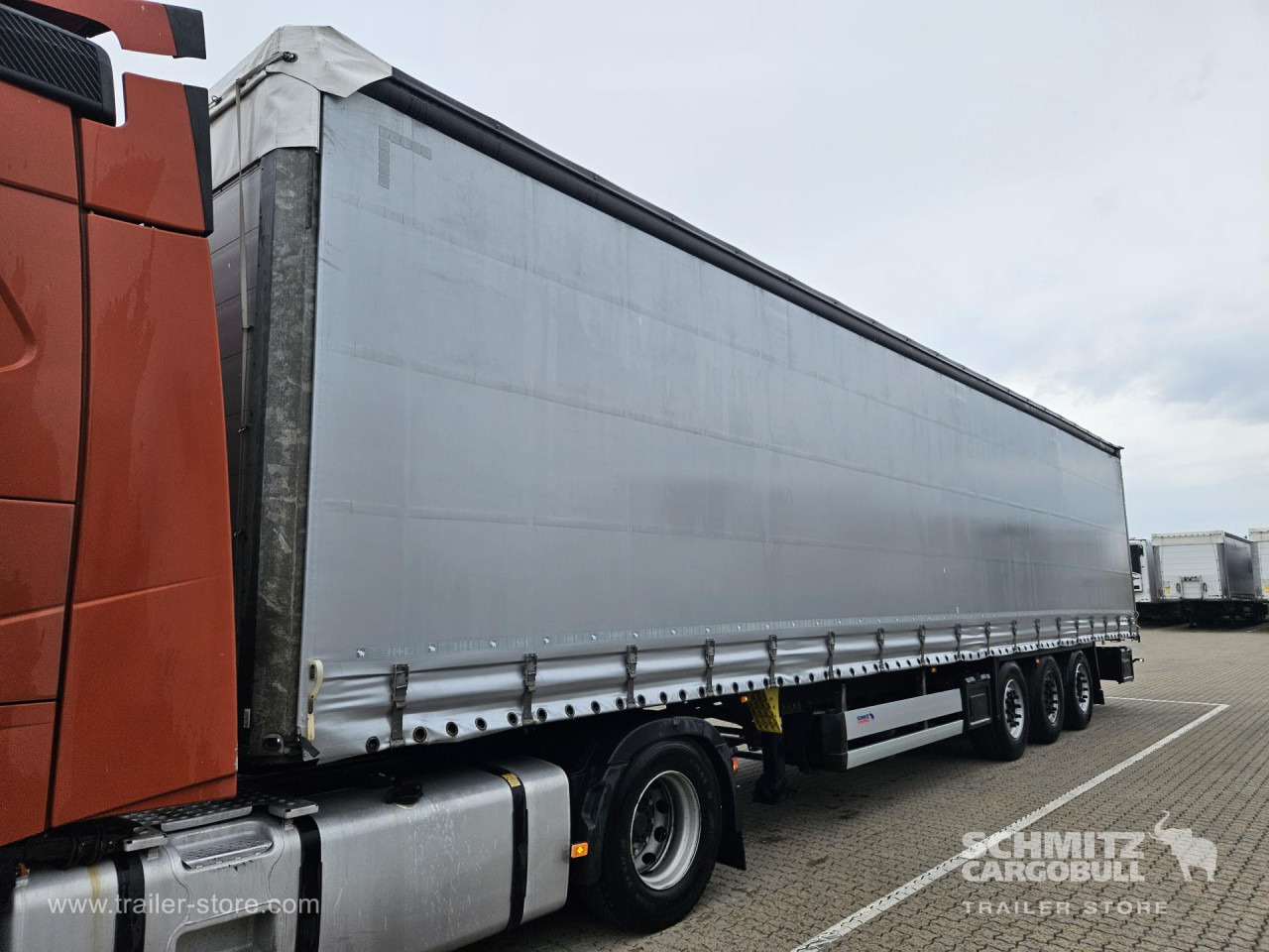 SCHMITZ Curtainsider Standard - Curtainsider semi-trailer: picture 3 SCHMITZ Curtainsider Standard - Curtainsider semi-trailer: picture 3