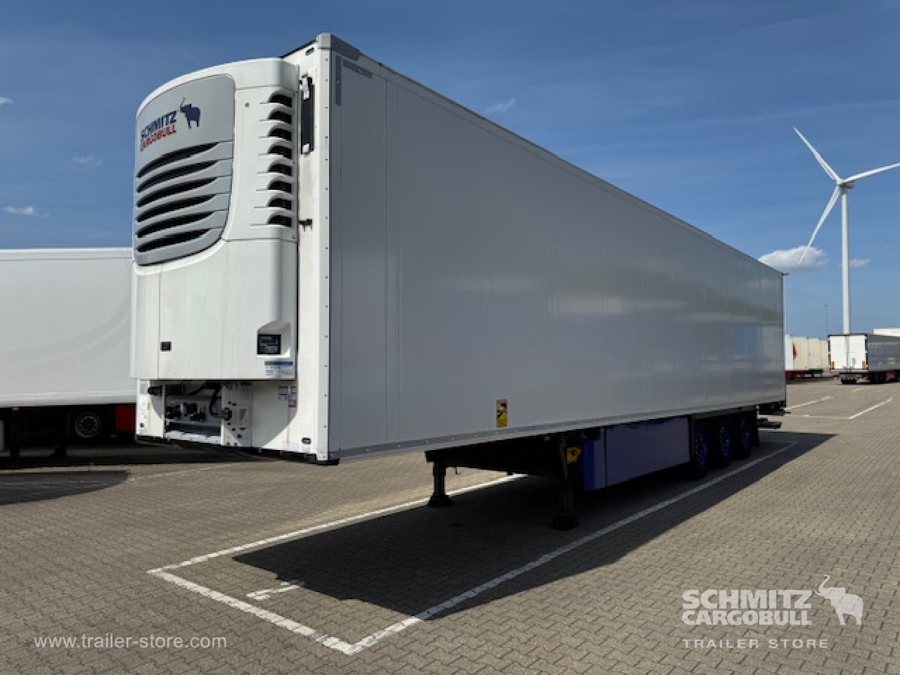 SCHMITZ Oplegger Vries Multitemp Taillift - Isothermal semi-trailer: picture 1 SCHMITZ Oplegger Vries Multitemp Taillift - Isothermal semi-trailer: picture 1