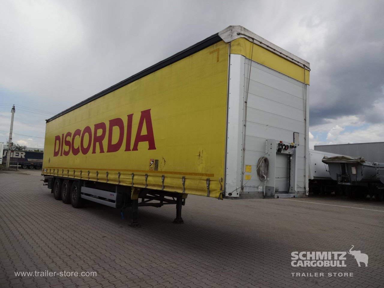 SCHMITZ Curtainsider Standard - Curtainsider semi-trailer: picture 5 SCHMITZ Curtainsider Standard - Curtainsider semi-trailer: picture 5