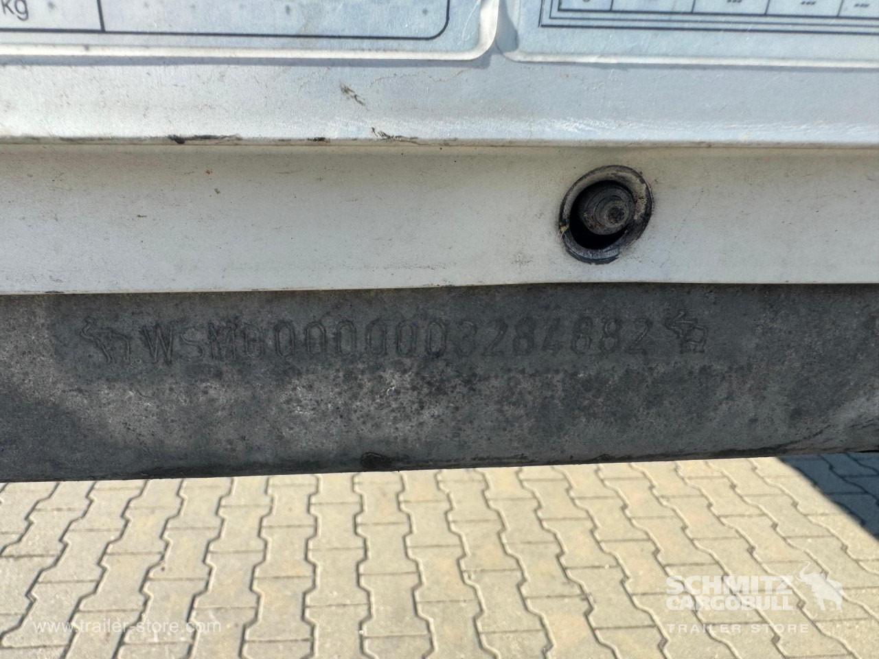 SCHMITZ Curtainsider Varios - Curtainsider semi-trailer: picture 3 SCHMITZ Curtainsider Varios - Curtainsider semi-trailer: picture 3