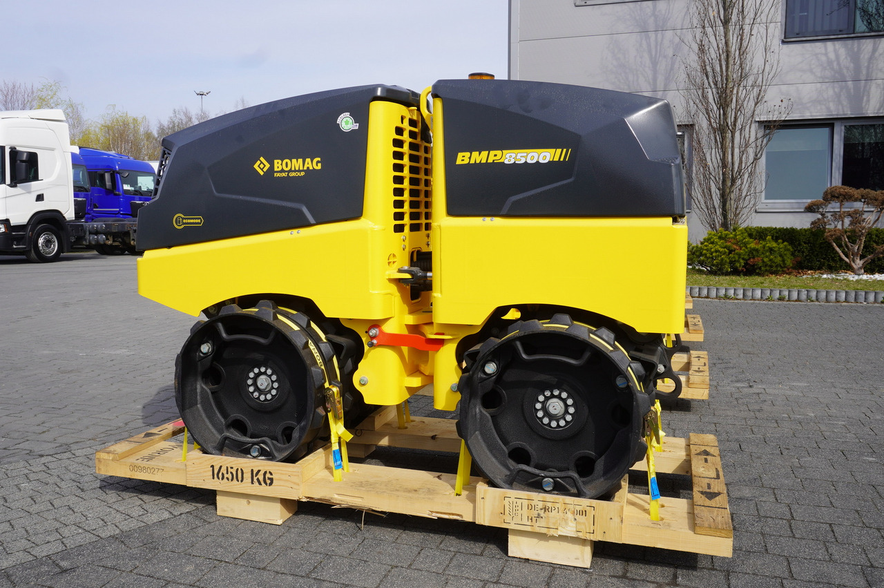 BOMAG BMP 8500 brand-new trench roller / Remote Control / 4 units - Soil stabilizer: picture 5 BOMAG BMP 8500 brand-new trench roller / Remote Control / 4 units - Soil stabilizer: picture 5