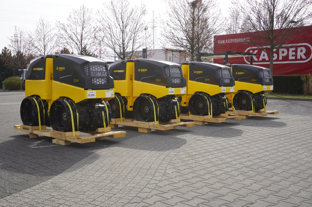 BOMAG BMP 8500 brand-new trench roller / Remote Control / 4 units - Soil stabilizer: picture 3 BOMAG BMP 8500 brand-new trench roller / Remote Control / 4 units - Soil stabilizer: picture 3
