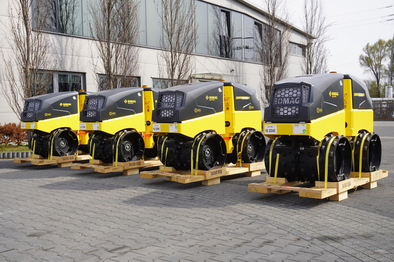 BOMAG BMP 8500 brand-new trench roller / Remote Control / 4 units - Soil stabilizer: picture 1 BOMAG BMP 8500 brand-new trench roller / Remote Control / 4 units - Soil stabilizer: picture 1