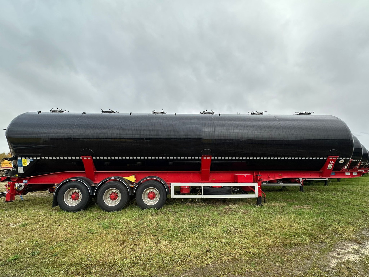 Silo semi-trailer FELDBINDER 334C 15 A-1-1-40 Silo tank / 66 m3 / 2022 / 20 units: picture 6
