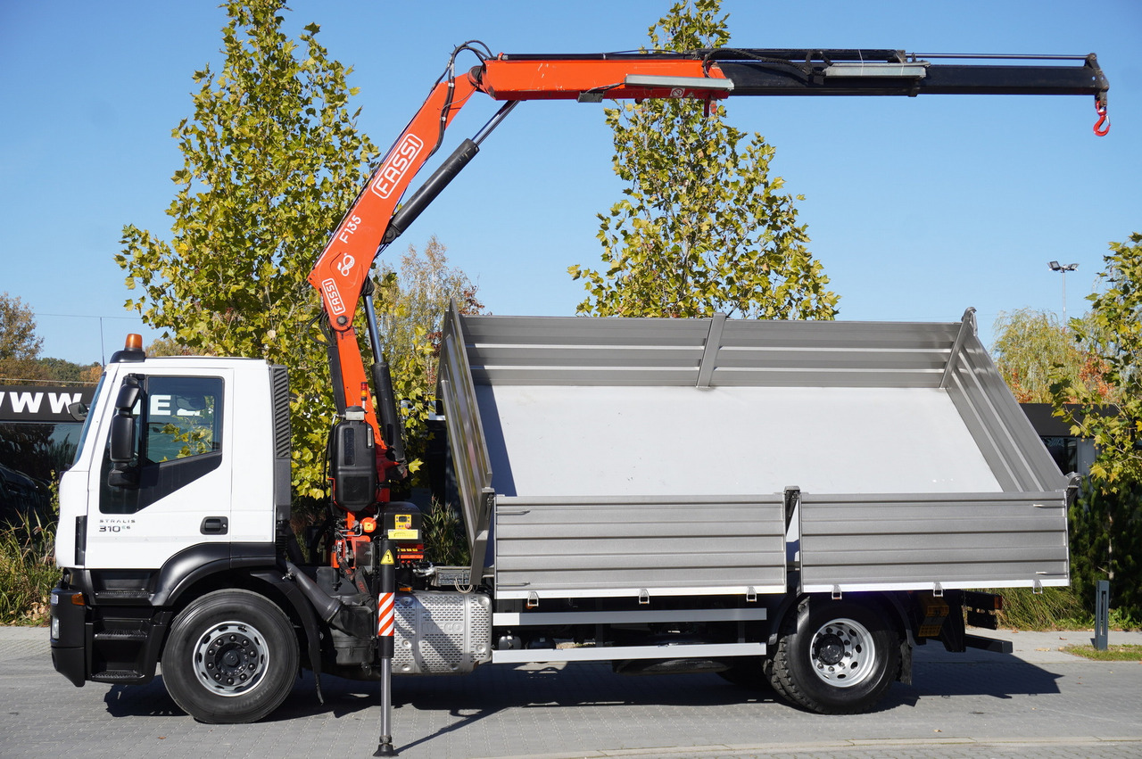 IVECO Stralis 310 E6 / NEW 3-sided tipper / Fassi F135 crane with remote control - Tipper, Crane truck: picture 5 IVECO Stralis 310 E6 / NEW 3-sided tipper / Fassi F135 crane with remote control - Tipper, Crane truck: picture 5