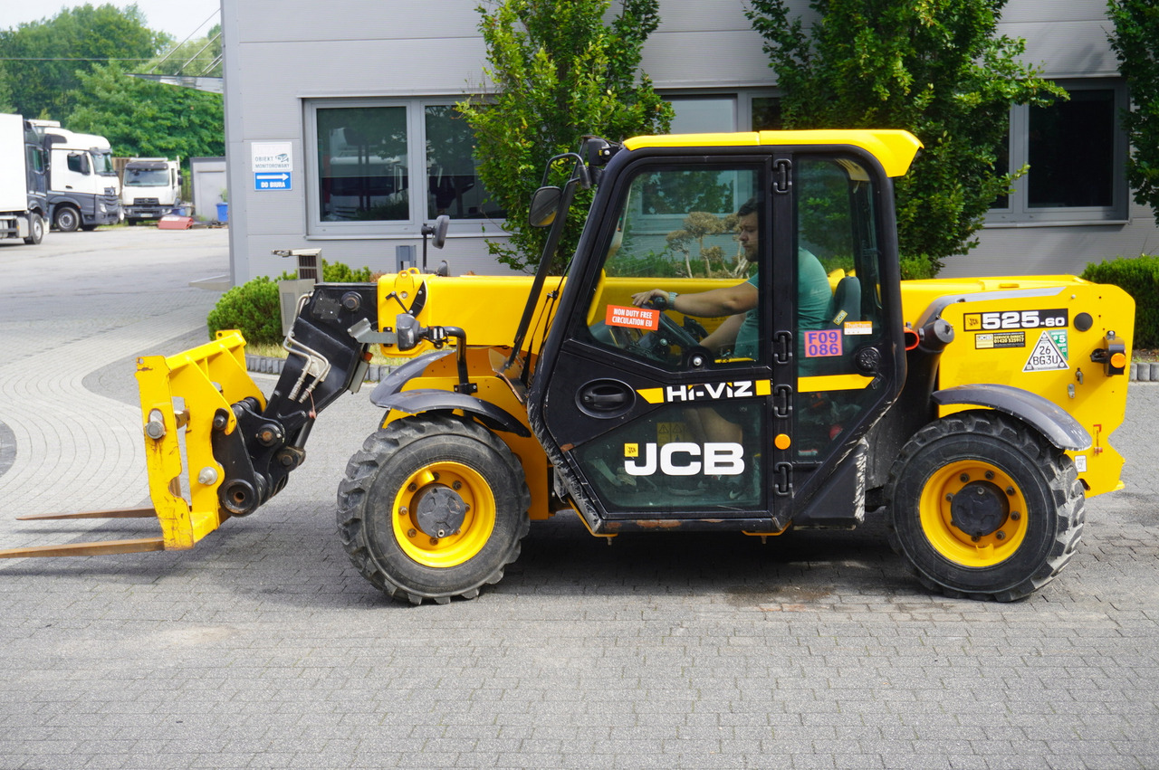 JCB 525-60T5 / 2022 / 860 MTH! / 2.5 T / Reach 6 m / joystick - Telescopic wheel loader: picture 4 JCB 525-60T5 / 2022 / 860 MTH! / 2.5 T / Reach 6 m / joystick - Telescopic wheel loader: picture 4