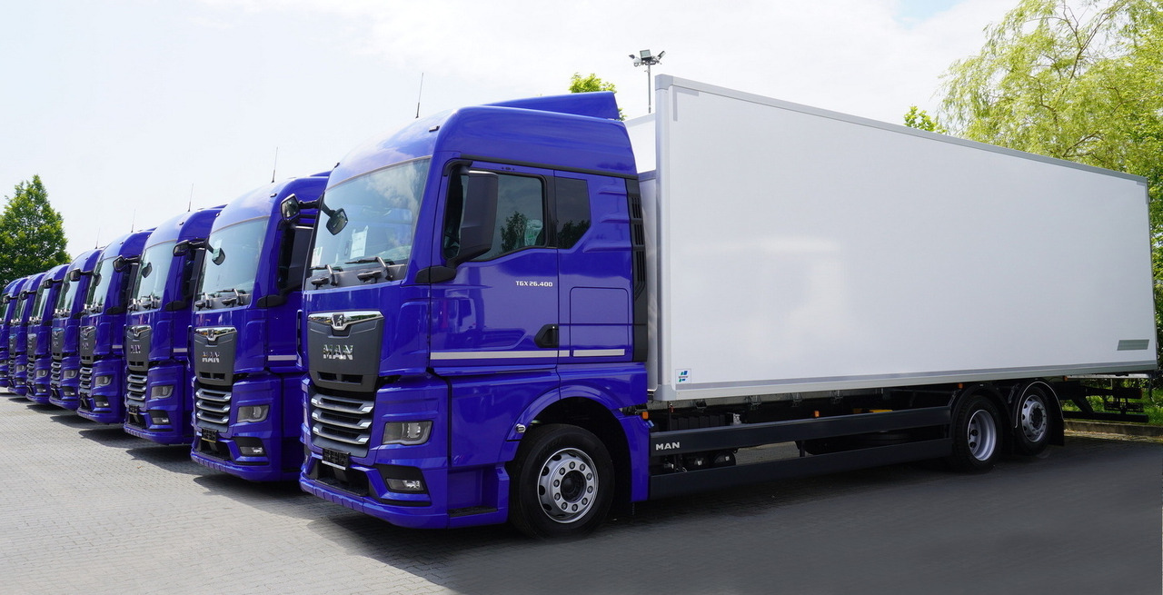 MAN New MAN TGX 26.400 / NEW IGLOOCAR refrigerator 23 pallets / 6×2 / 2024 / 10 units - Box truck: picture 4 MAN New MAN TGX 26.400 / NEW IGLOOCAR refrigerator 23 pallets / 6×2 / 2024 / 10 units - Box truck: picture 4