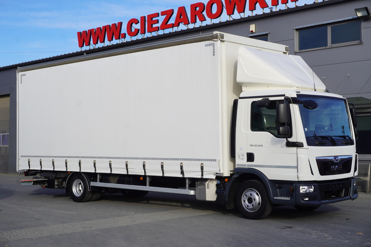 MAN TGL 12.220 / Curtainsider 19 EPAL / 140 tho. km - Curtainsider truck: picture 2 MAN TGL 12.220 / Curtainsider 19 EPAL / 140 tho. km - Curtainsider truck: picture 2