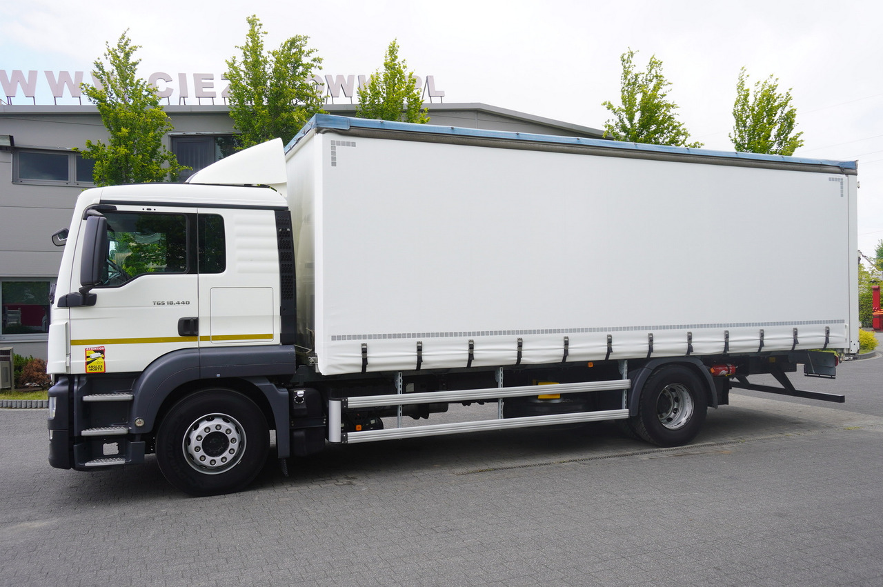 MAN TGS 18.440 / 19 EPAL curtainsider / Sleeper cab - Tipper: picture 5 MAN TGS 18.440 / 19 EPAL curtainsider / Sleeper cab - Tipper: picture 5