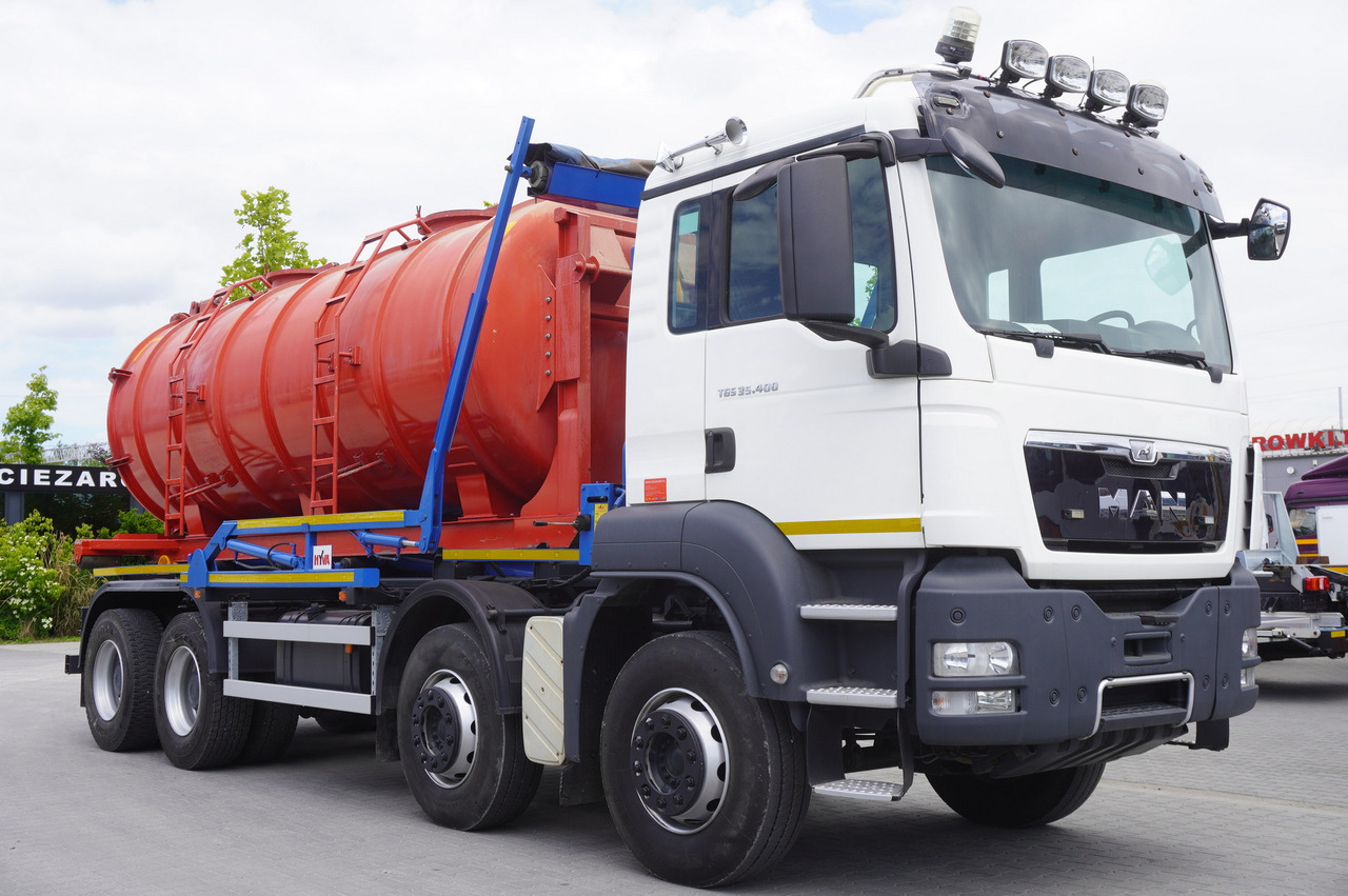 Slurry tanker MAN TGS 35.400 8 × 4 E5 / HYVA HOOK LIFT 32.56 SE / Septic barrel 13000 L: picture 10