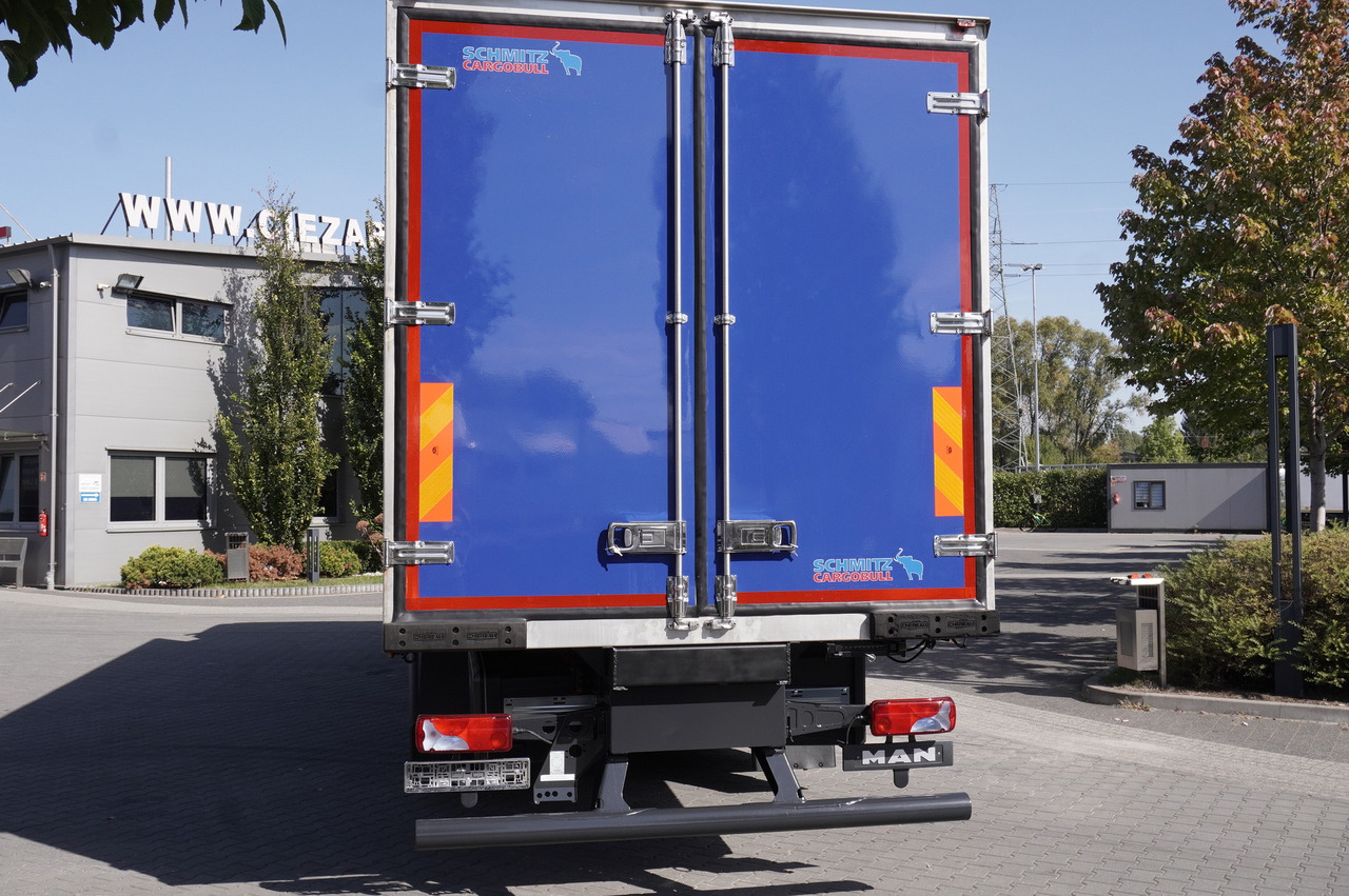MAN TGX 26.500 E6 XXL / Schmitz 19 pallets / Thermoking / steering axle - Refrigerator truck: picture 4 MAN TGX 26.500 E6 XXL / Schmitz 19 pallets / Thermoking / steering axle - Refrigerator truck: picture 4
