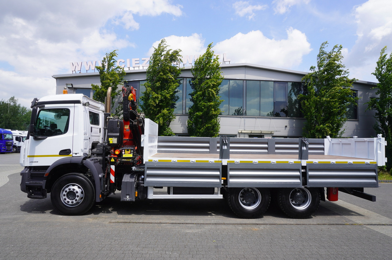 MERCEDES-BENZ AROCS 2633 6x4 / 5.5 T crane FASSI F135 / Tipper 15 EPAL - Dropside/ Flatbed truck, Crane truck: picture 4 MERCEDES-BENZ AROCS 2633 6x4 / 5.5 T crane FASSI F135 / Tipper 15 EPAL - Dropside/ Flatbed truck, Crane truck: picture 4