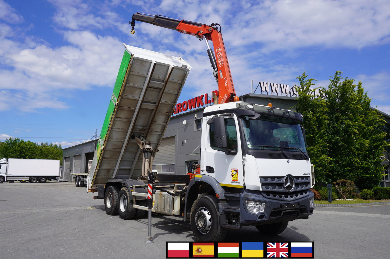 MERCEDES-BENZ AROCS 2633 6x4 / 5.5 T crane FASSI F135 / Tipper 15 EPAL - Dropside/ Flatbed truck, Crane truck: picture 1 MERCEDES-BENZ AROCS 2633 6x4 / 5.5 T crane FASSI F135 / Tipper 15 EPAL - Dropside/ Flatbed truck, Crane truck: picture 1