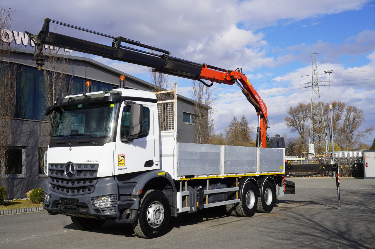 MERCEDES-BENZ AROCS 2636 Flatbed / HDS FASSI F175 7.7 T / 150,000 km - Crane truck: picture 1 MERCEDES-BENZ AROCS 2636 Flatbed / HDS FASSI F175 7.7 T / 150,000 km - Crane truck: picture 1