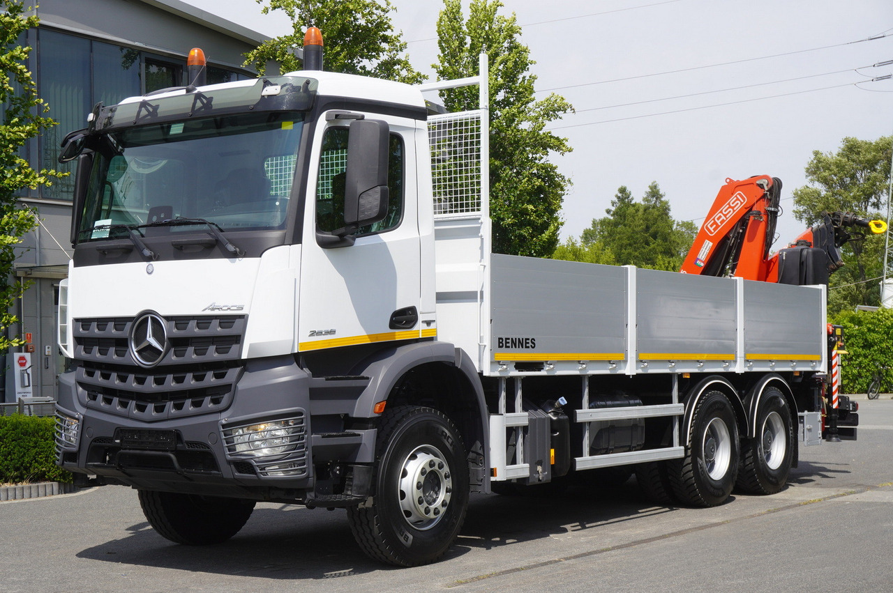 MERCEDES-BENZ AROCS 2636 Flatbed / HDS FASSI F175 7.7 T / 150,000 km - Dropside/ Flatbed truck, Crane truck: picture 3 MERCEDES-BENZ AROCS 2636 Flatbed / HDS FASSI F175 7.7 T / 150,000 km - Dropside/ Flatbed truck, Crane truck: picture 3
