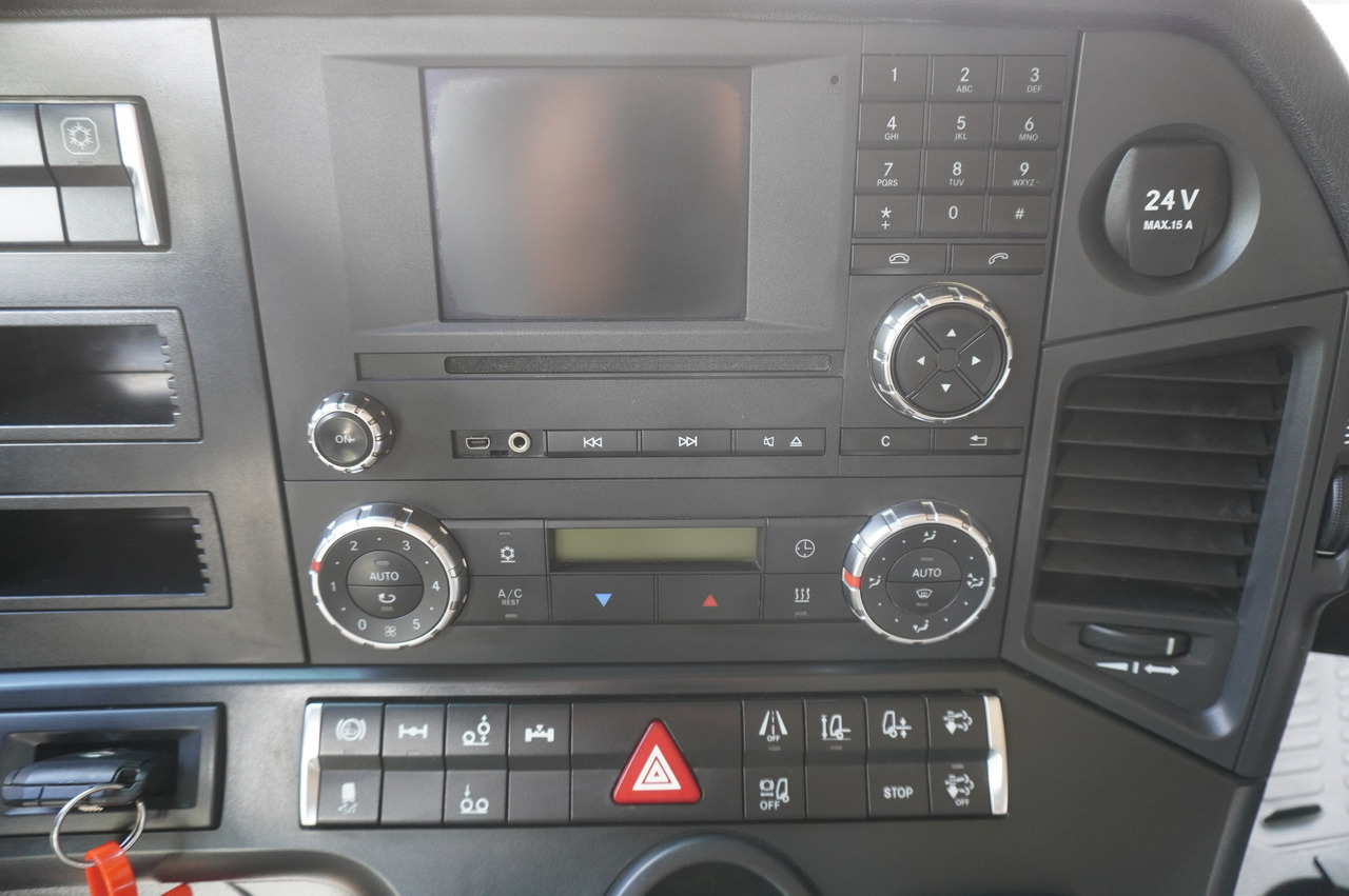 Leasing of MERCEDES-BENZ Actros 2542 / NEW tow truck / steered 3rd axle MERCEDES-BENZ Actros 2542 / NEW tow truck / steered 3rd axle: picture 21