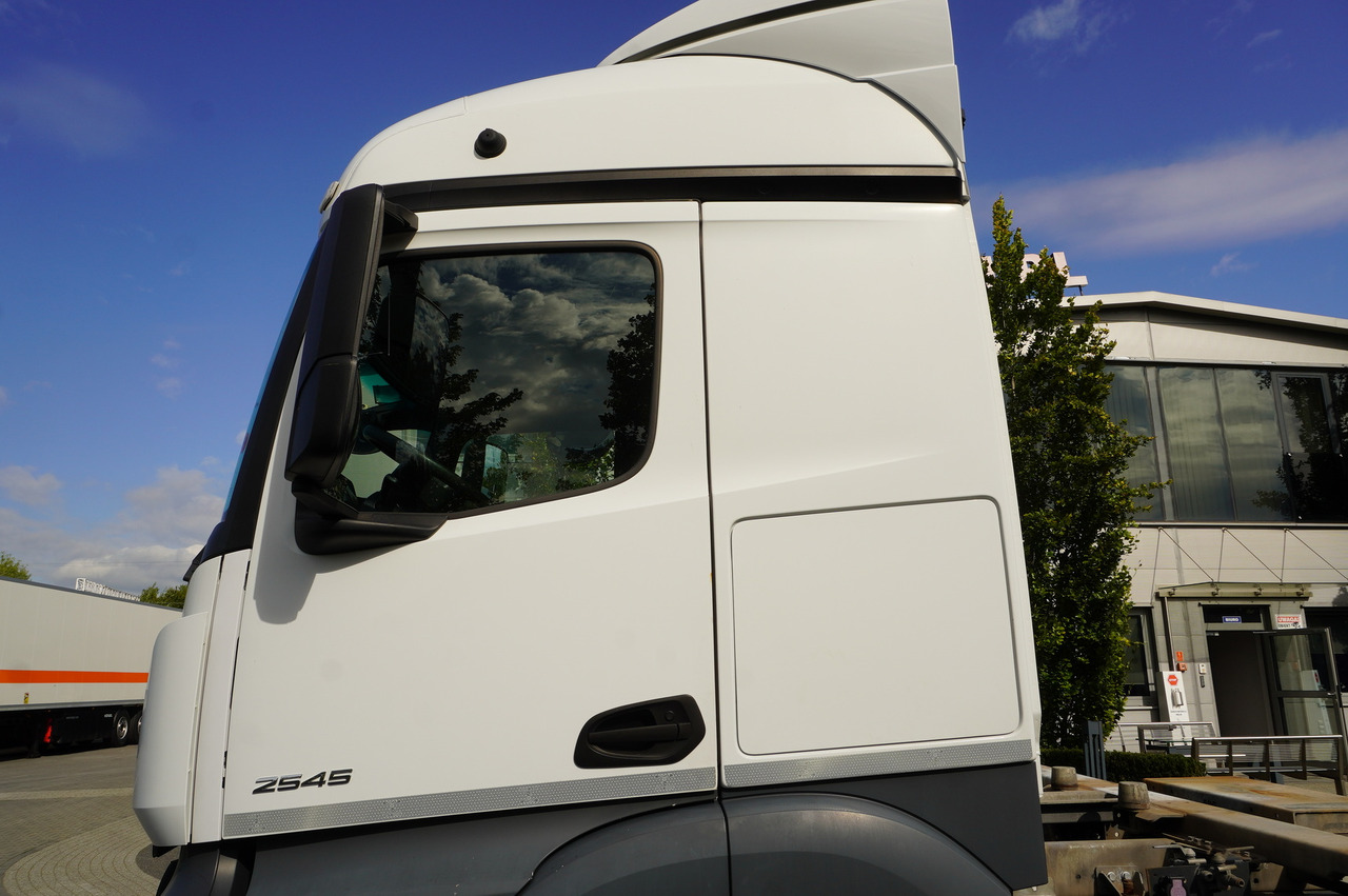 Leasing of MERCEDES-BENZ Actros 2545 6×2 MP5 / Full ADR / 2 units MERCEDES-BENZ Actros 2545 6×2 MP5 / Full ADR / 2 units: picture 17