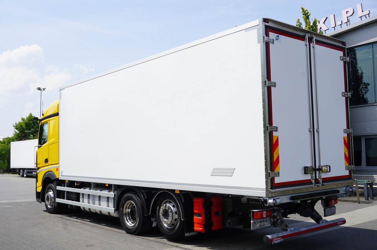 MERCEDES-BENZ Actros 2545 MP5 6×2 E6 / NEW Igloocar refrigerator / 19 pallets - Refrigerator truck: picture 3 MERCEDES-BENZ Actros 2545 MP5 6×2 E6 / NEW Igloocar refrigerator / 19 pallets - Refrigerator truck: picture 3