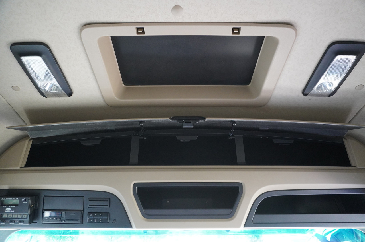 Refrigerator truck MERCEDES-BENZ Actros 2546 / Lecapitaine refrigerator 20 EPAL / Multitemperature / Carrier Supra 1150 MT: picture 27