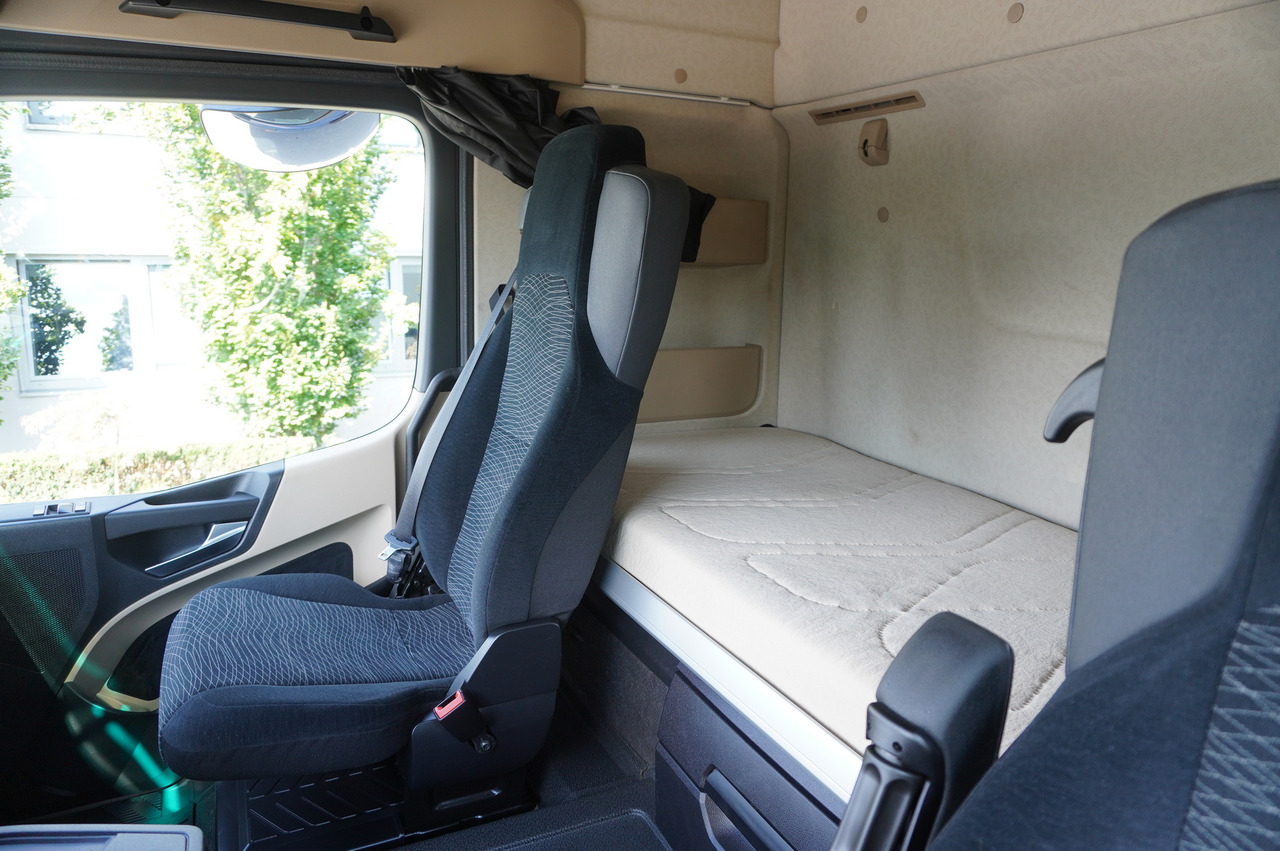 Refrigerator truck MERCEDES-BENZ Actros 2546 / Lecapitaine refrigerator 20 EPAL / Multitemperature / Carrier Supra 1150 MT: picture 19