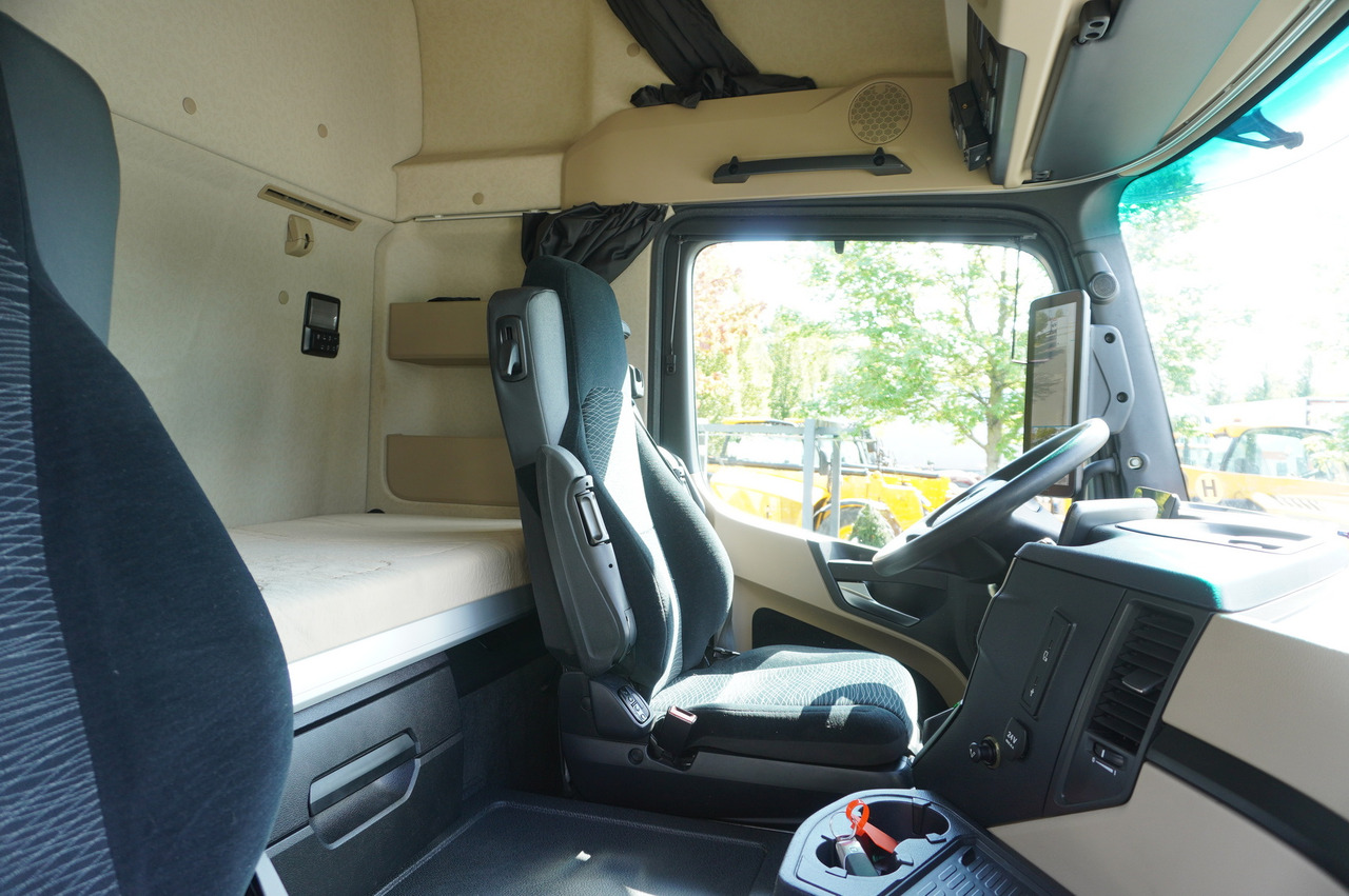 Refrigerator truck MERCEDES-BENZ Actros 2546 / Lecapitaine refrigerator 20 EPAL / Multitemperature / Carrier Supra 1150 MT: picture 28