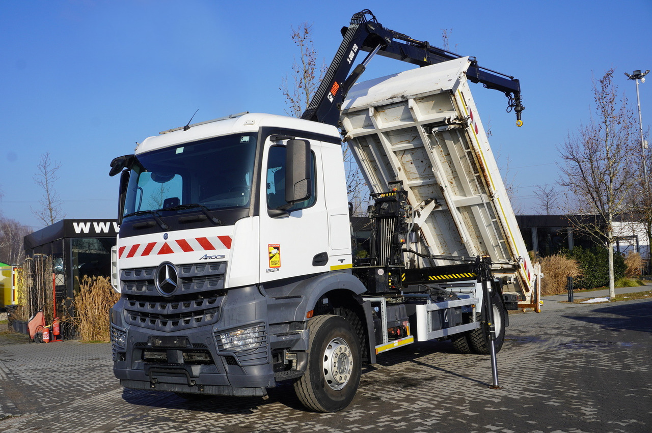 MERCEDES-BENZ Arocs 1833 / 87,000 km!!! / Hds HIAB X-DUO 128 B-2 / three-sided tipper - Dropside/ Flatbed truck, Crane truck: picture 1 MERCEDES-BENZ Arocs 1833 / 87,000 km!!! / Hds HIAB X-DUO 128 B-2 / three-sided tipper - Dropside/ Flatbed truck, Crane truck: picture 1