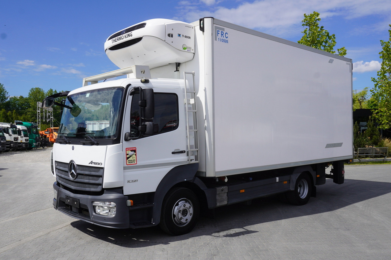 MERCEDES-BENZ Atego 1021 / Lamberet meat hook refrigerator / Carcass elevator 1000 kg / Thermoking T800 R - Refrigerator truck, Crane truck: picture 2 MERCEDES-BENZ Atego 1021 / Lamberet meat hook refrigerator / Carcass elevator 1000 kg / Thermoking T800 R - Refrigerator truck, Crane truck: picture 2