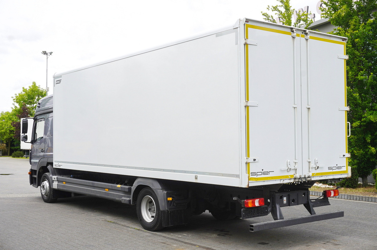 MERCEDES-BENZ Atego 1223 / 18 EPAL box / 2021 / sleeping cab - Box truck: picture 4 MERCEDES-BENZ Atego 1223 / 18 EPAL box / 2021 / sleeping cab - Box truck: picture 4