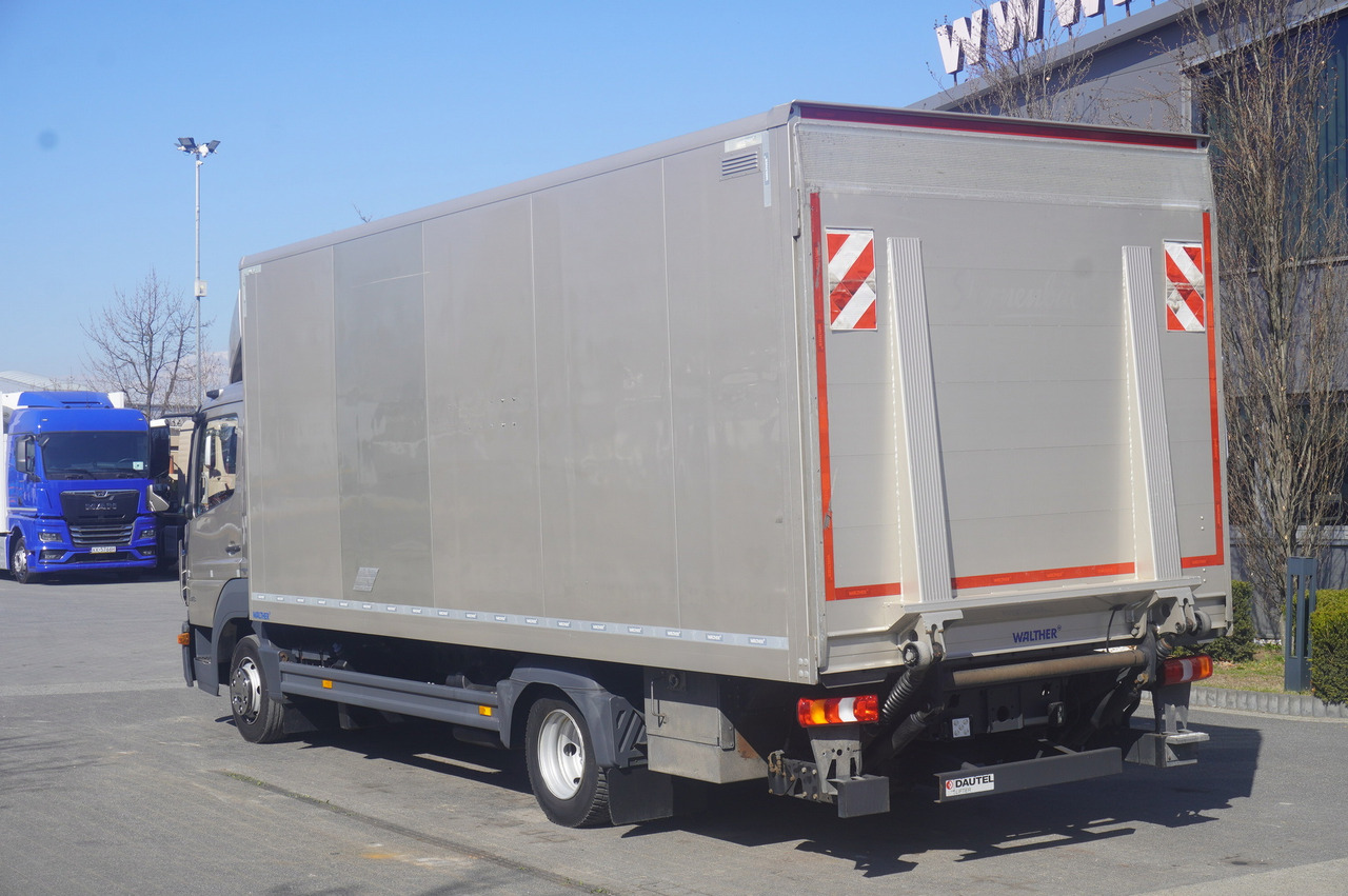MERCEDES-BENZ Atego 818 / Box superstructure / DAUTEL tailgate 1.5T - Box truck: picture 3 MERCEDES-BENZ Atego 818 / Box superstructure / DAUTEL tailgate 1.5T - Box truck: picture 3