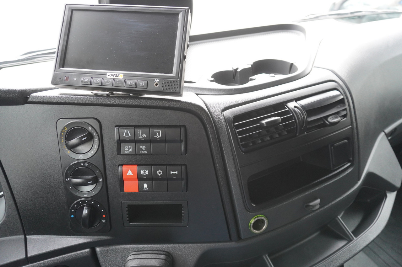 Tow truck MERCEDES-BENZ Atego 818 / E6 / NEW GALVANIZED tow truck: picture 25