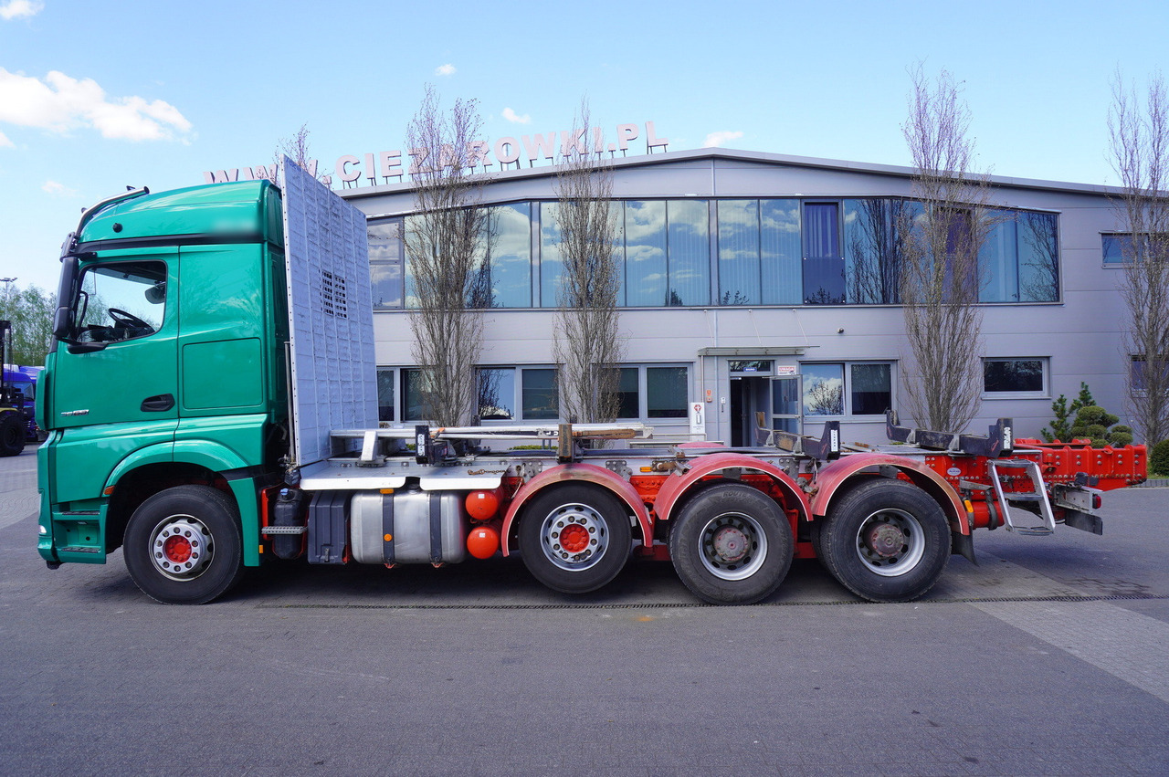Mercedes-Benz Arocs 3563 8 × 4 / 630 HP / steered axle / Logging superstructure - Crane truck: picture 4 Mercedes-Benz Arocs 3563 8 × 4 / 630 HP / steered axle / Logging superstructure - Crane truck: picture 4