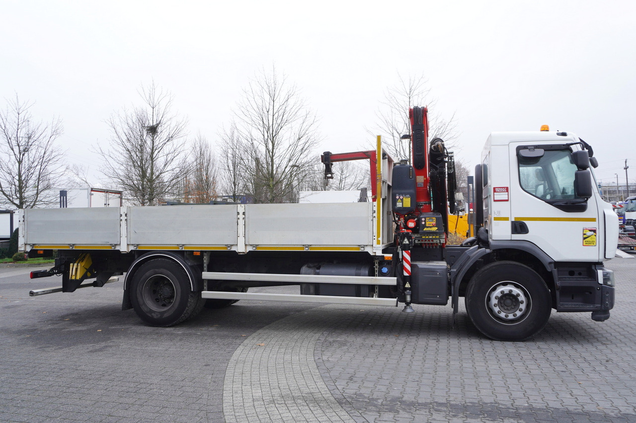 RENAULT C280 DTI 8 / FASSI crane 5.6 T / 560 MTH / range 8 m / Flatbed 15 EPAL - Dropside/ Flatbed truck, Crane truck: picture 5 RENAULT C280 DTI 8 / FASSI crane 5.6 T / 560 MTH / range 8 m / Flatbed 15 EPAL - Dropside/ Flatbed truck, Crane truck: picture 5