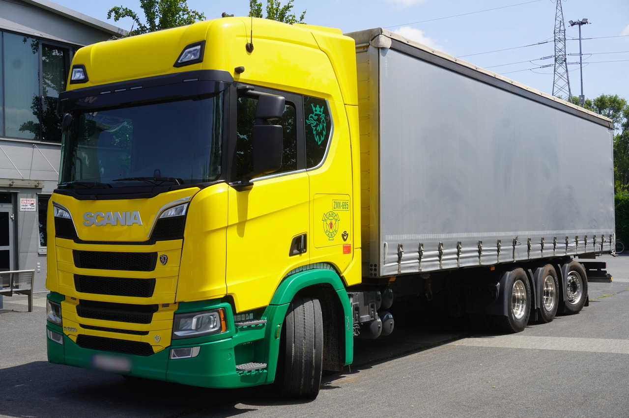 SCANIA R650 V8 8x4 /4 / 2020 / Curtainsider 23 EPAL - Curtainsider truck: picture 2 SCANIA R650 V8 8x4 /4 / 2020 / Curtainsider 23 EPAL - Curtainsider truck: picture 2