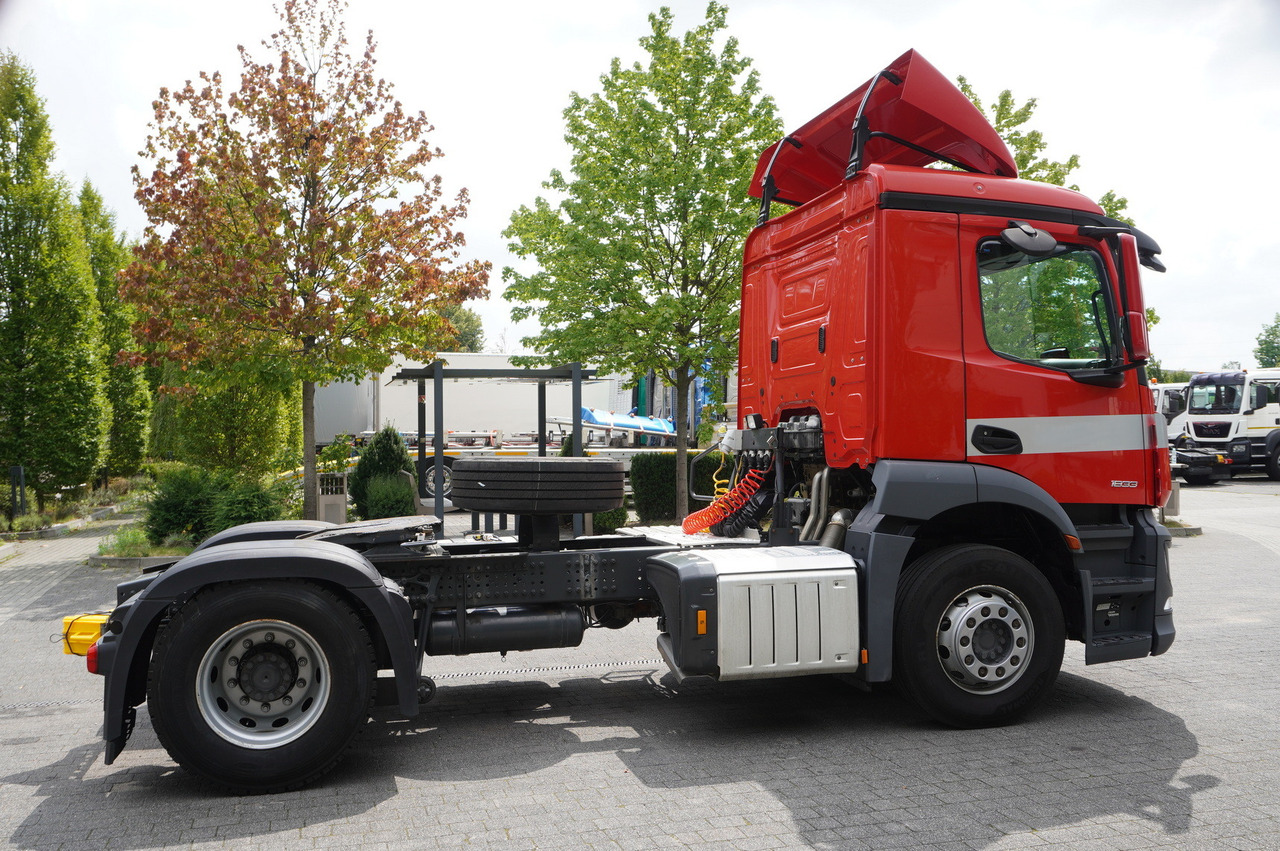 MERCEDES-BENZ Actros 1833 tractor unit / 260 tho. km - Tractor unit: picture 5 MERCEDES-BENZ Actros 1833 tractor unit / 260 tho. km - Tractor unit: picture 5