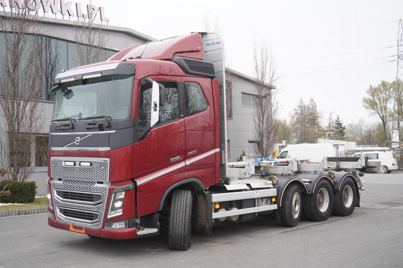 VOLVO FH16 750 / Frame 8 m / 750 HP! / 2021 / stanchion superstructure - Cab chassis truck: picture 1 VOLVO FH16 750 / Frame 8 m / 750 HP! / 2021 / stanchion superstructure - Cab chassis truck: picture 1
